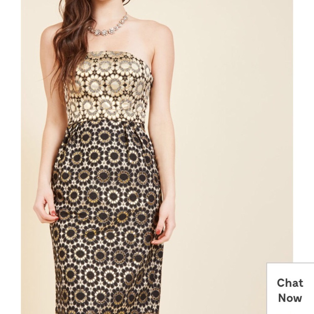 ModCloth gold and metallic strapless dress. Size M